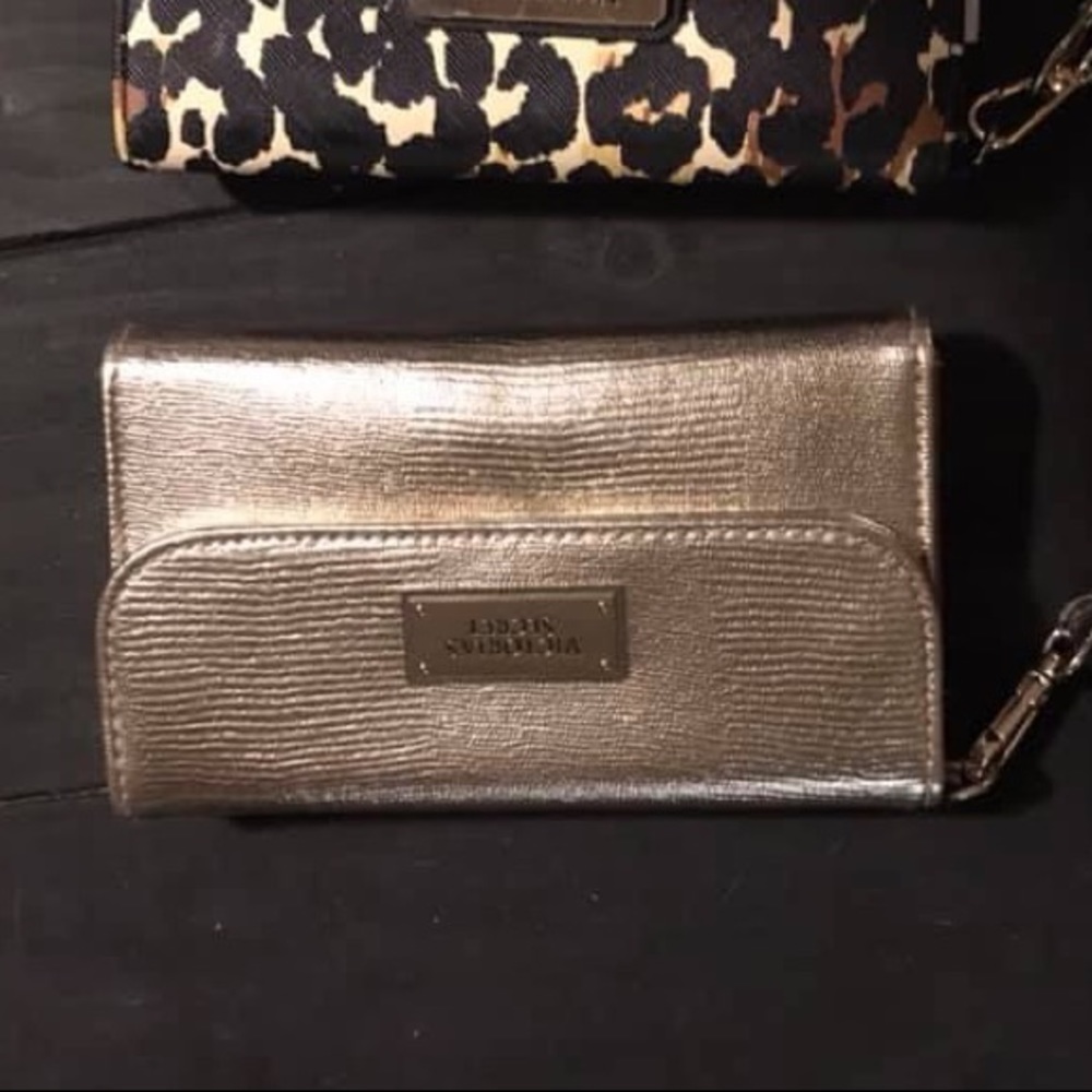 Gold Victoria secret wallet, super cute!!